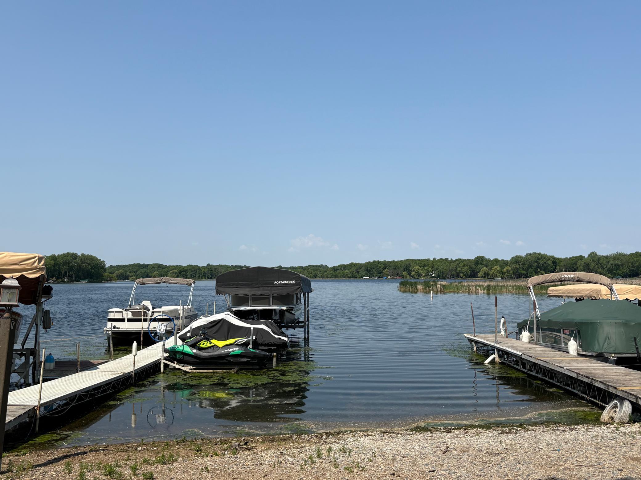 Lake Augusta has access to Clearwater lake so double lakes for you to use. Easy boat ride up to the restaurant on Clearwater lake.
