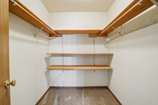38-web-or-mls-Gooseberry Way-S1909-038.jpg
