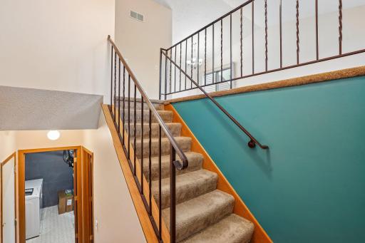 6-web-or-mls-Gooseberry Way-S1909-006.jpg