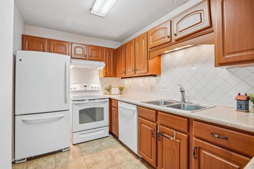 15-web-or-mls-Gooseberry Way-S1909-015.jpg