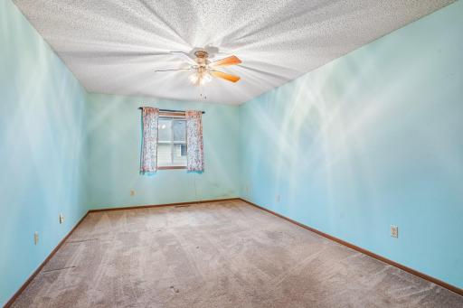 26-web-or-mls-Gooseberry Way-S1909-026.jpg