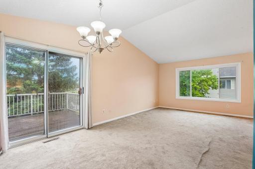 13-web-or-mls-Gooseberry Way-S1909-013.jpg