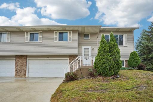 1-web-or-mls-Gooseberry Way-S1909-001.jpg
