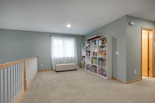 205 Butternut Circle, Carver, MN 55315