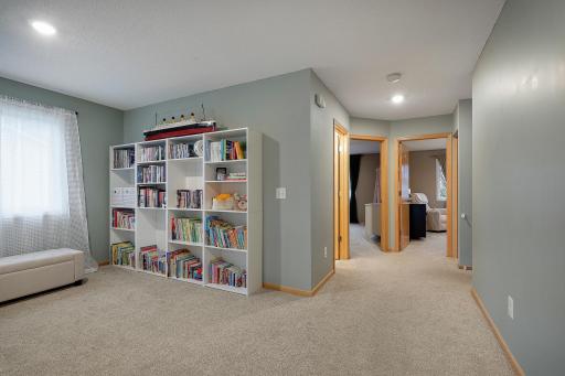 205 Butternut Circle, Carver, MN 55315