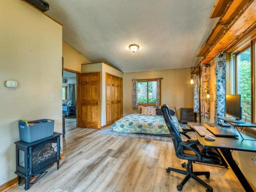11081 Hillcrest Drive NE, Bemidji, MN 56601
