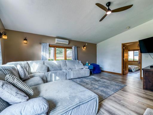 11081 Hillcrest Drive NE, Bemidji, MN 56601