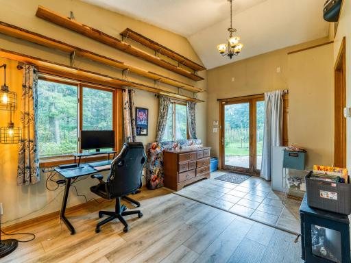 11081 Hillcrest Drive NE, Bemidji, MN 56601