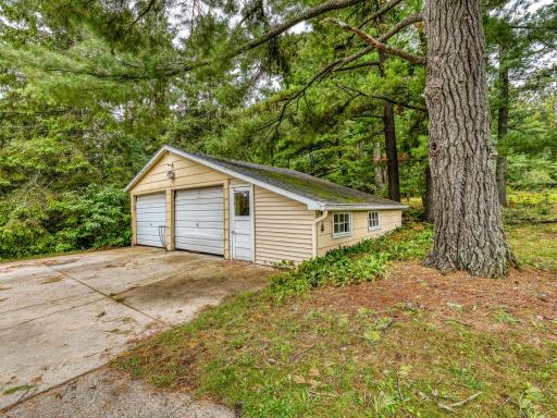 11081 Hillcrest Drive NE, Bemidji, MN 56601