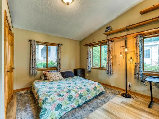 11081 Hillcrest Drive NE, Bemidji, MN 56601