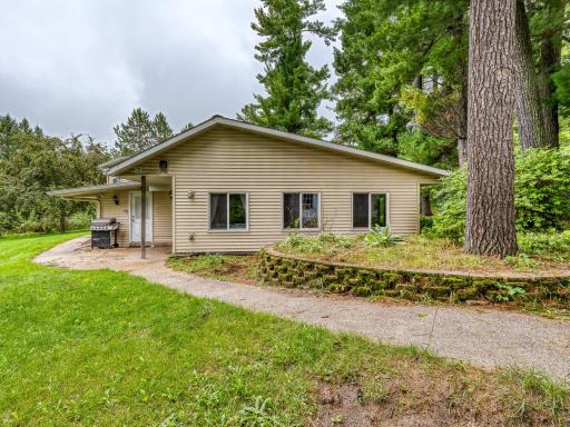 11081 Hillcrest Drive NE, Bemidji, MN 56601