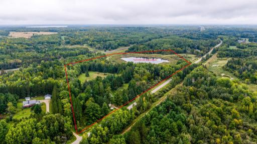 11081 Hillcrest Drive NE, Bemidji, MN 56601