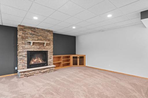 4959 Kaiser Avenue NE, Albertville, MN 55301
