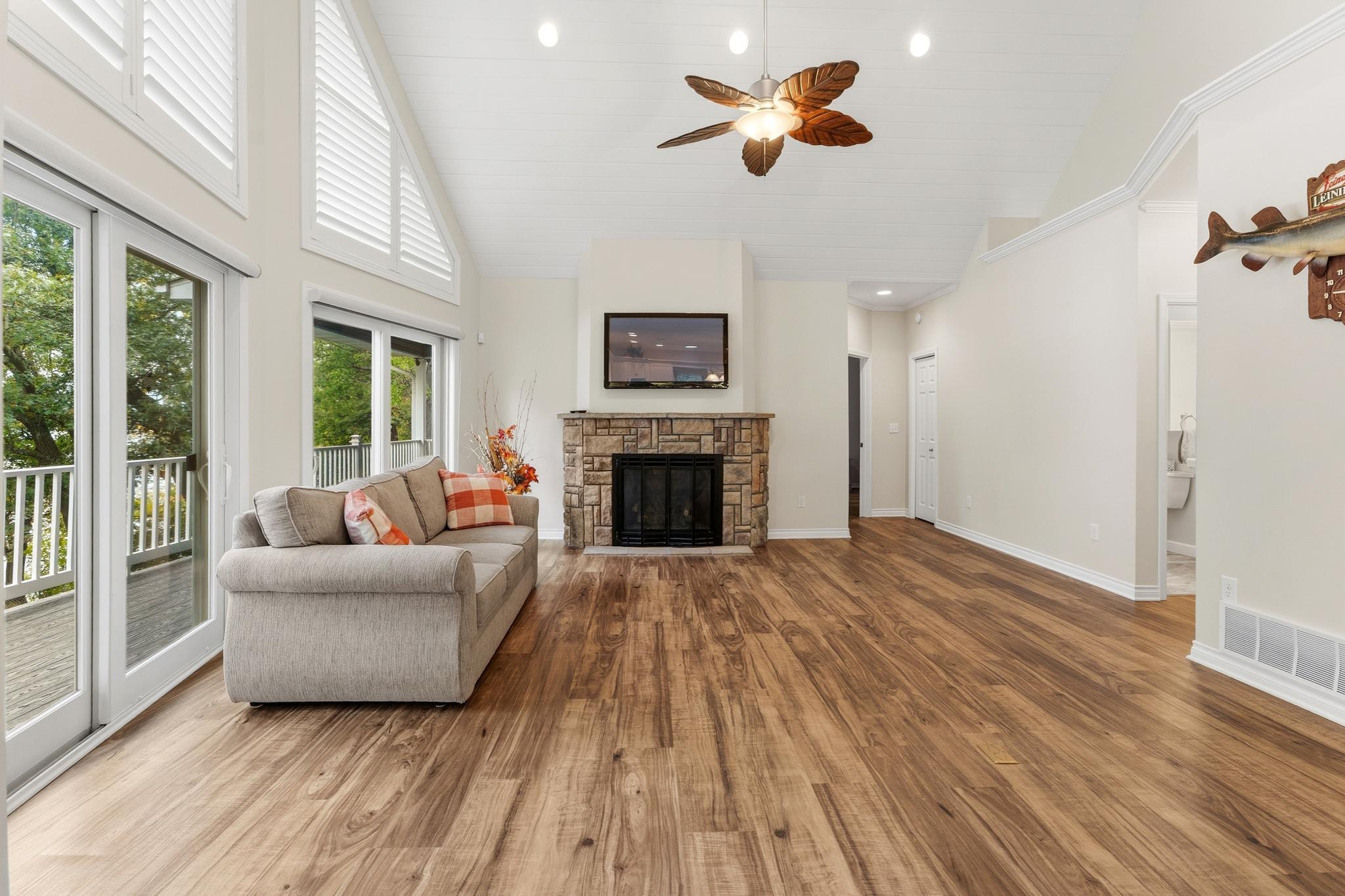 2109-TimberRidgeLane-36.jpg