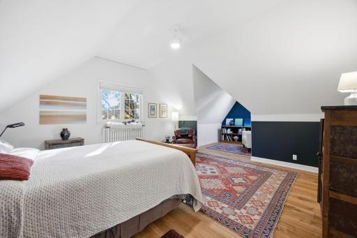 29-web-or-mls-1531_Asbury_St_N_Saint_Paul_MN_55108_024.jpg