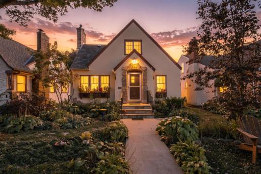 1-web-or-mls-1531_Asbury_St_N_Saint_Paul_MN_55108_046 1.jpg