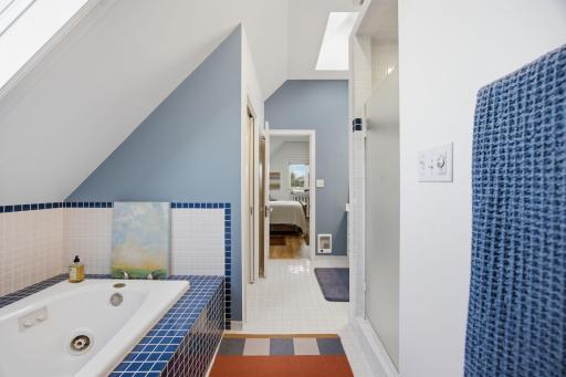 35-web-or-mls-1531_Asbury_St_N_Saint_Paul_MN_55108_030.jpg