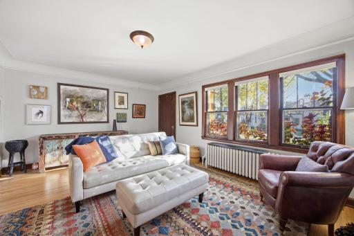 12-web-or-mls-1531_Asbury_St_N_Saint_Paul_MN_55108_007.jpg