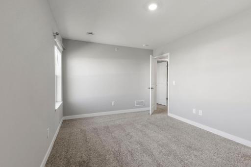 13616 Kaylemore Trail, Rosemount, MN 55068