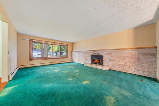 303 S Main Street, Winthrop, MN 55396