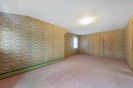 303 S Main Street, Winthrop, MN 55396