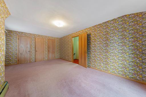 303 S Main Street, Winthrop, MN 55396