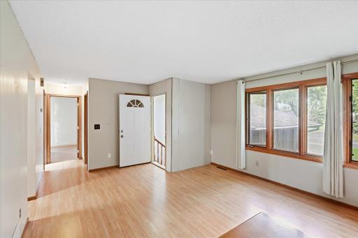 750 Hiawatha Avenue, Vadnais Heights, MN 55127