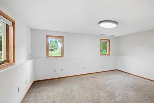750 Hiawatha Avenue, Vadnais Heights, MN 55127