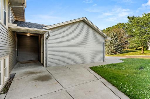 10357 Upper 178th Street W, Lakeville, MN 55044
