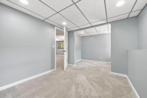 2375 Helena Road N, Oakdale, MN 55128