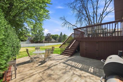 2375 Helena Road N, Oakdale, MN 55128