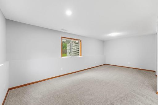 bedroom 4.jpg