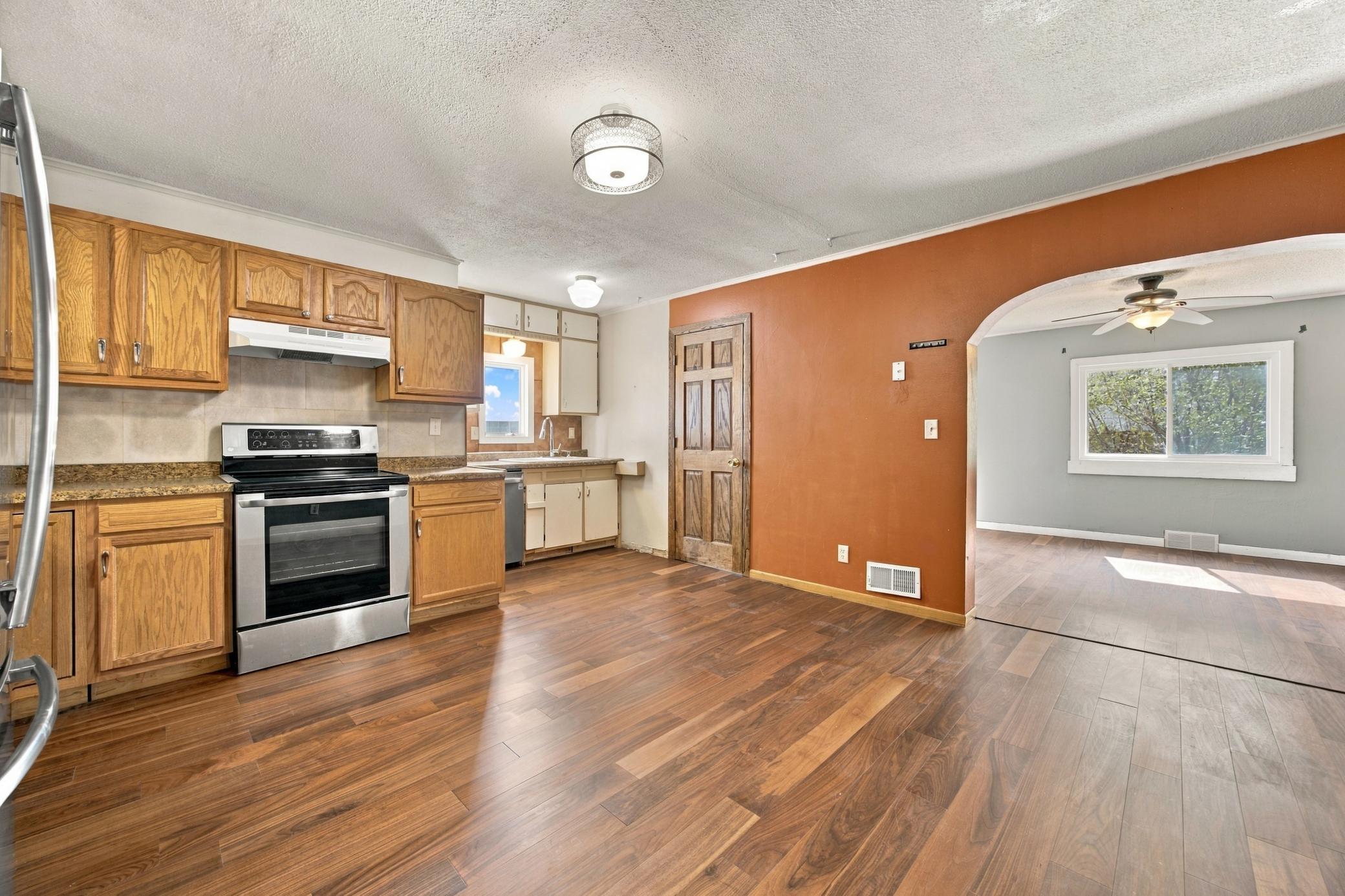 Kitchen angle 2