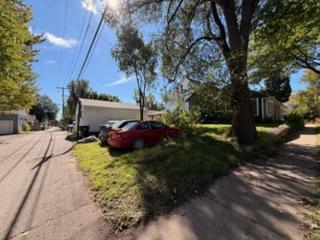 1064 Lawson Avenue E, Saint Paul, MN 55106