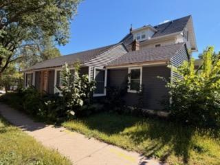 1064 Lawson Avenue E, Saint Paul, MN 55106