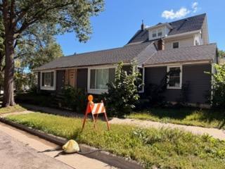 1064 Lawson Avenue E, Saint Paul, MN 55106