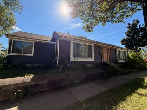 1064 Lawson Avenue E, Saint Paul, MN 55106