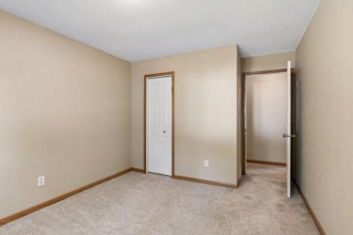 7817 73rd Street S, Cottage Grove, MN 55016