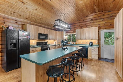 18158 Willow Road, Altura, MN 55910