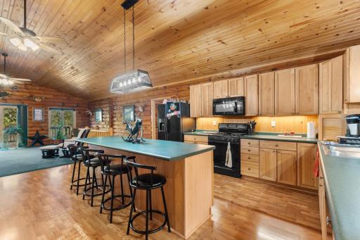 18158 Willow Road, Altura, MN 55910