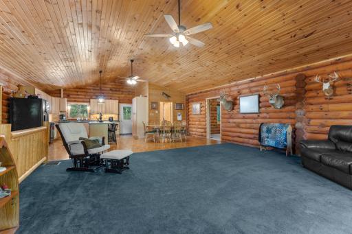 18158 Willow Road, Altura, MN 55910