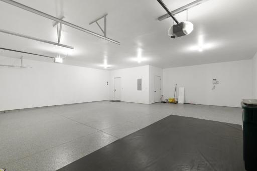 Here you can see the extra bump out in the back of the garage. It is wonderful extra space for storage or personal hobbies.