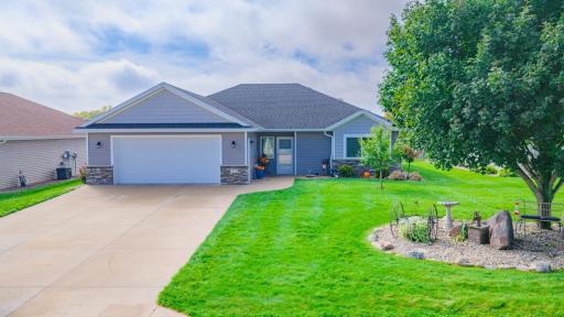 1621 19th Avenue NW, Willmar, MN 56201