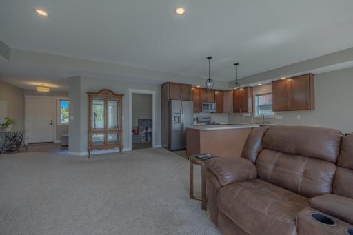 1621 19th Avenue NW, Willmar, MN 56201
