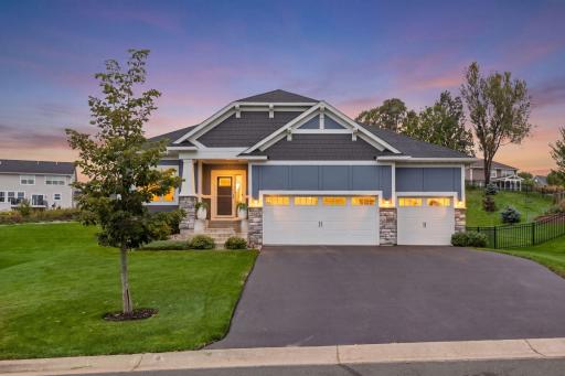 9557 James Circle N, Lake Elmo, MN 55042