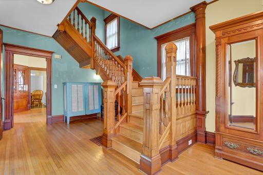 306 S Prairie Street, Lake City, MN 55041
