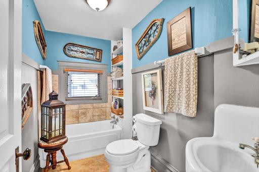 306 S Prairie Street, Lake City, MN 55041