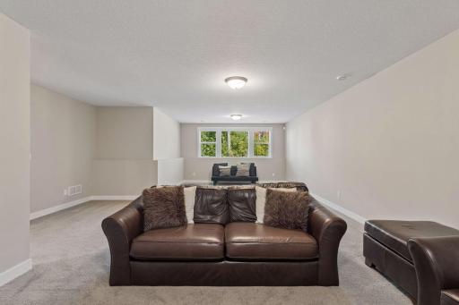 1845 White Pine Court, Stillwater, MN 55082
