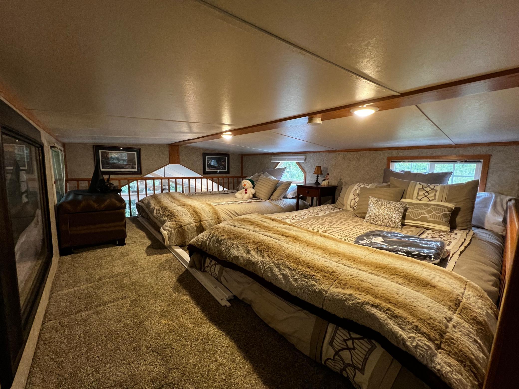 Huge loft area for guests