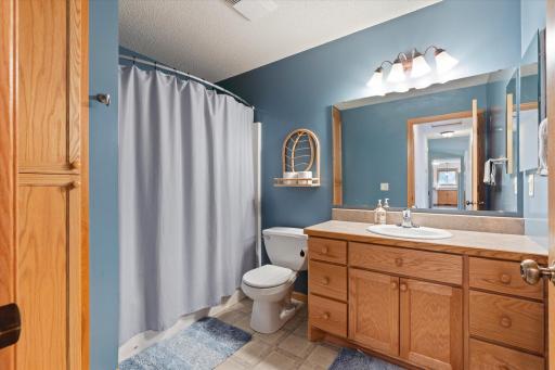 2nd bathroom
